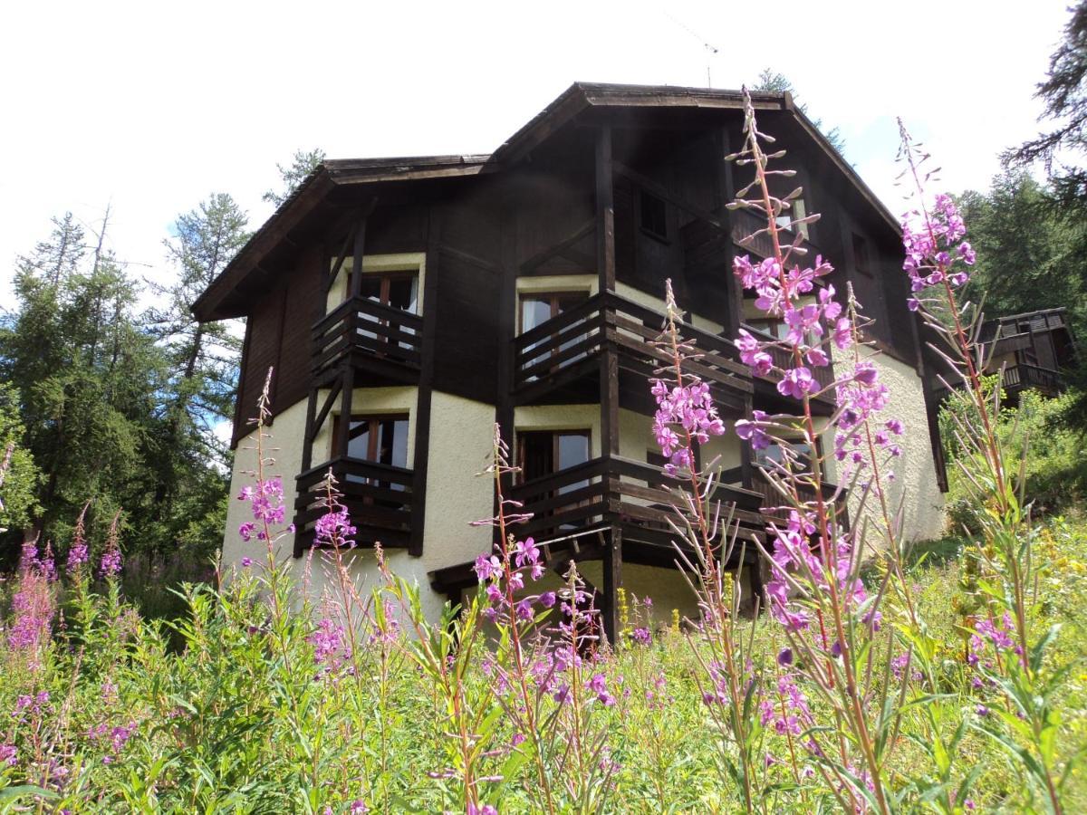 Chalet Les Arolles Les Orres Eksteriør bilde